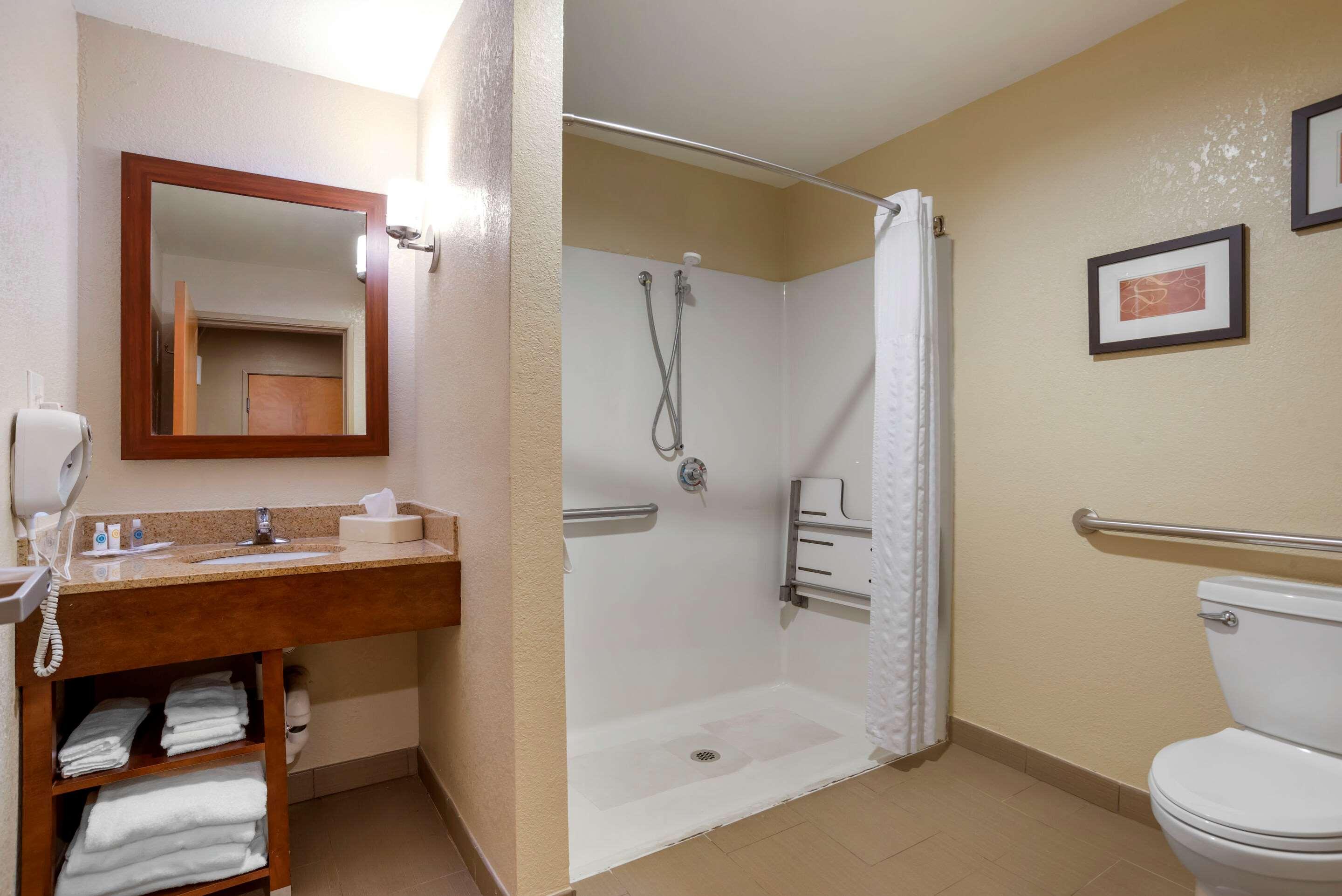 Comfort Suites Oxford I-20 Exit 188 Exterior foto
