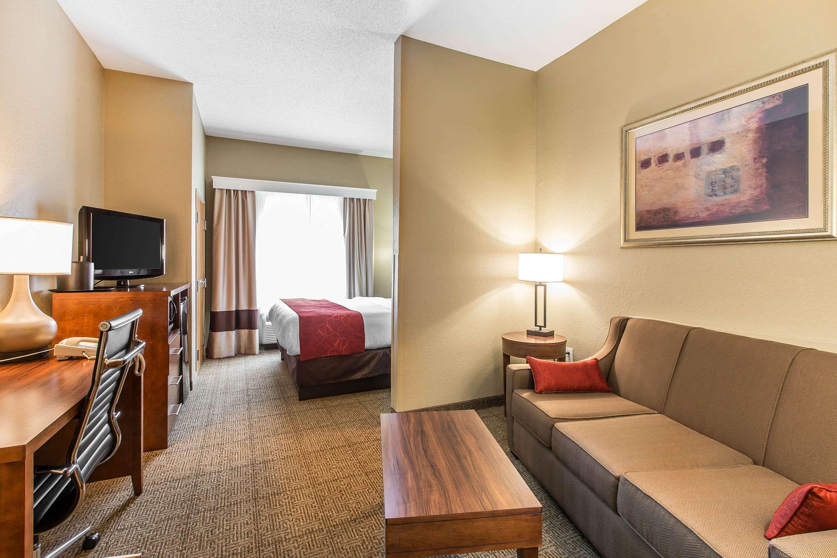 Comfort Suites Oxford I-20 Exit 188 Exterior foto