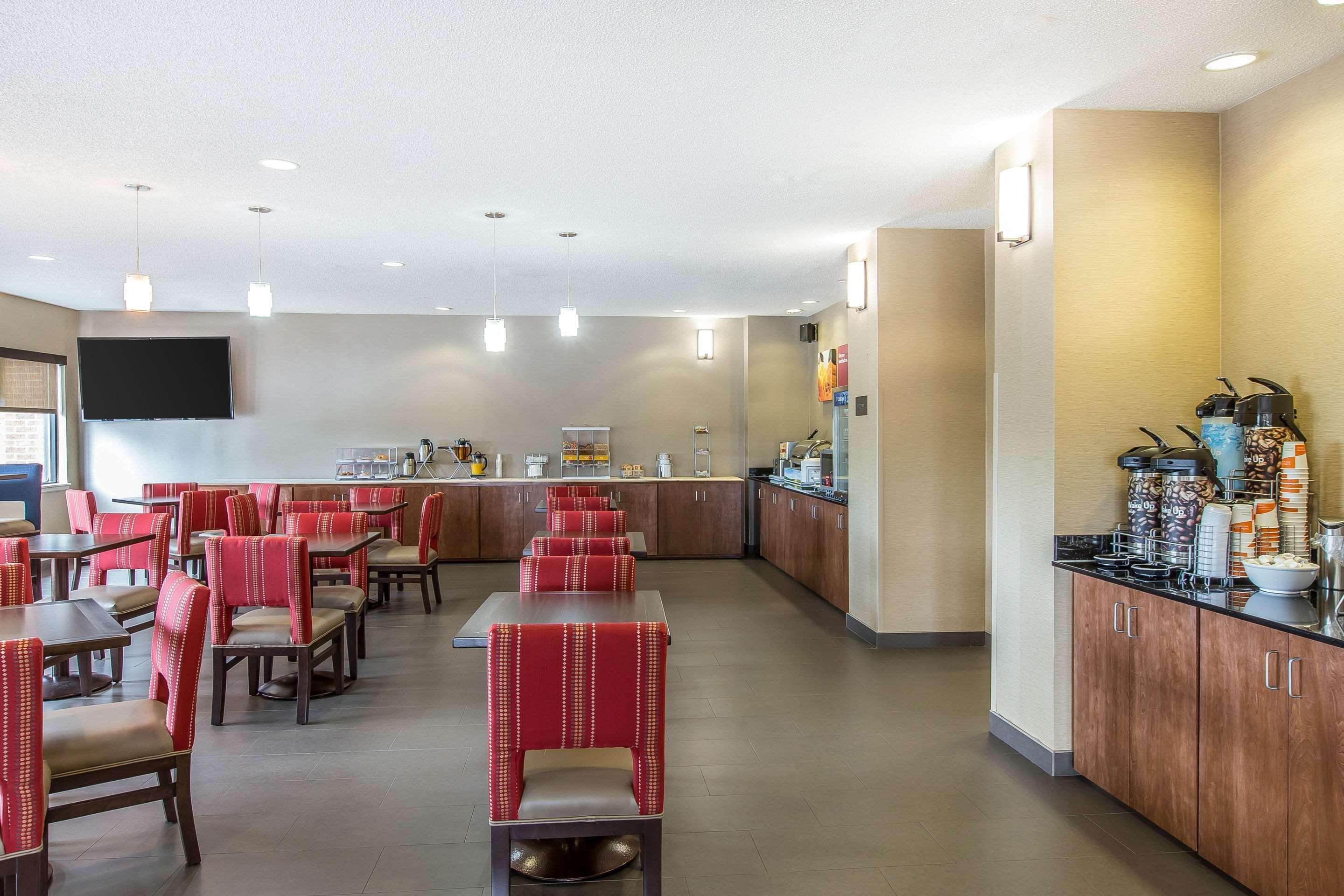 Comfort Suites Oxford I-20 Exit 188 Exterior foto